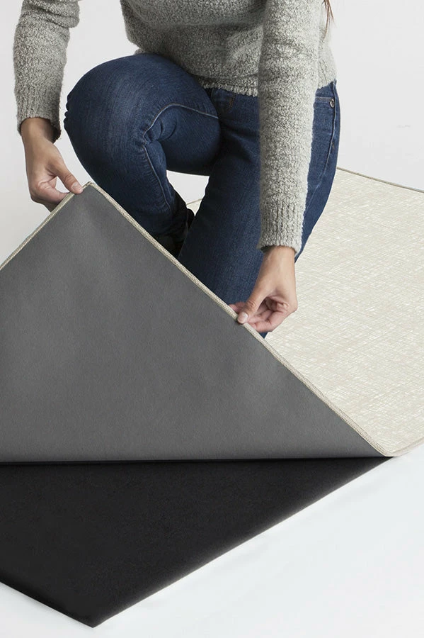 Budget ๐ Ruggable Crosshatch Light Grey Rug ๐ 2 Budget ๐ Ruggable Crosshatch Light Grey Rug ๐ - Image 2