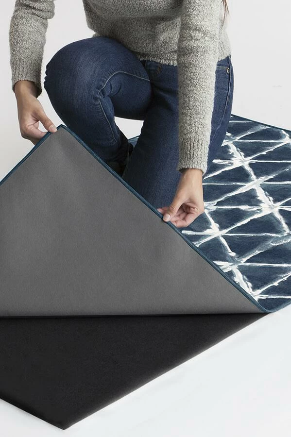 Deals ๐ Ruggable Diamond Shibori Navy Rug โญ 6 Deals ๐ Ruggable Diamond Shibori Navy Rug โญ - Image 6