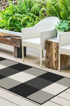 Flash Sale 😉 Ruggable Outdoor Gingham Plaid Black & White Rug ⌛ -Outdoor Rugs Store gingham plaid black white C RC OD007 27 v2