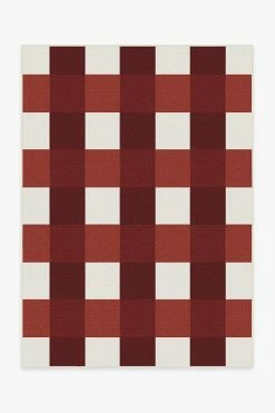 Coupon ๐ Ruggable Outdoor Gingham Plaid Red & White Rug ๐ฏ