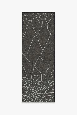 Buy 👏 Ruggable Illi Black Rug ⭐ -Outdoor Rugs Store illi black A RC 0333 27 V2