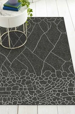 Buy 👏 Ruggable Illi Black Rug ⭐ -Outdoor Rugs Store illi black C RC 0333 57