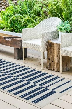 Wholesale 🧨 Ruggable Outdoor Offset Stripe Navy Rug 👏 -Outdoor Rugs Store offset stripe navy C RC OD014 27