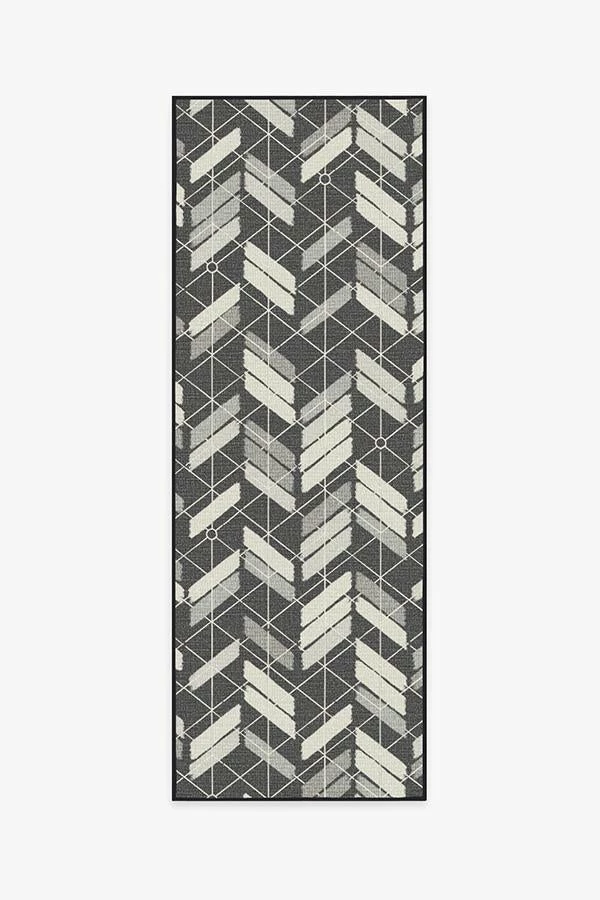 Brand new 🧨 Ruggable Outdoor Painted Chevron Black Rug 🥰 6 Brand new 🧨 Ruggable Outdoor Painted Chevron Black Rug 🥰 - Image 6