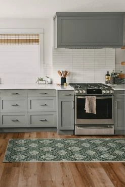 Top 10 🧨 Ruggable The Soldier's Shield Deep Forest Rug 😍 -Outdoor Rugs Store the soldiers shield deep forest C RC MV020 27